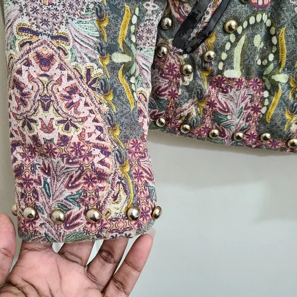 Hemant & Nandita Quilted Tapestry Studded Floral Jacket XS - Picture 4 of 10